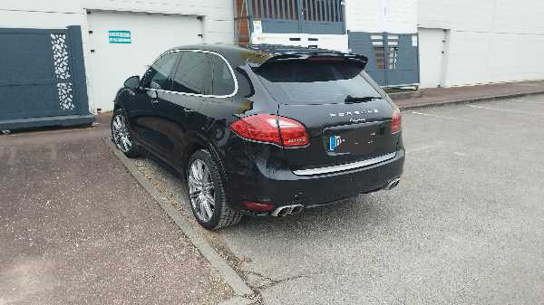 Porsche Cayenne II 3.0 V6 D 245 PLATINIUM EDITION TIPTRONIC