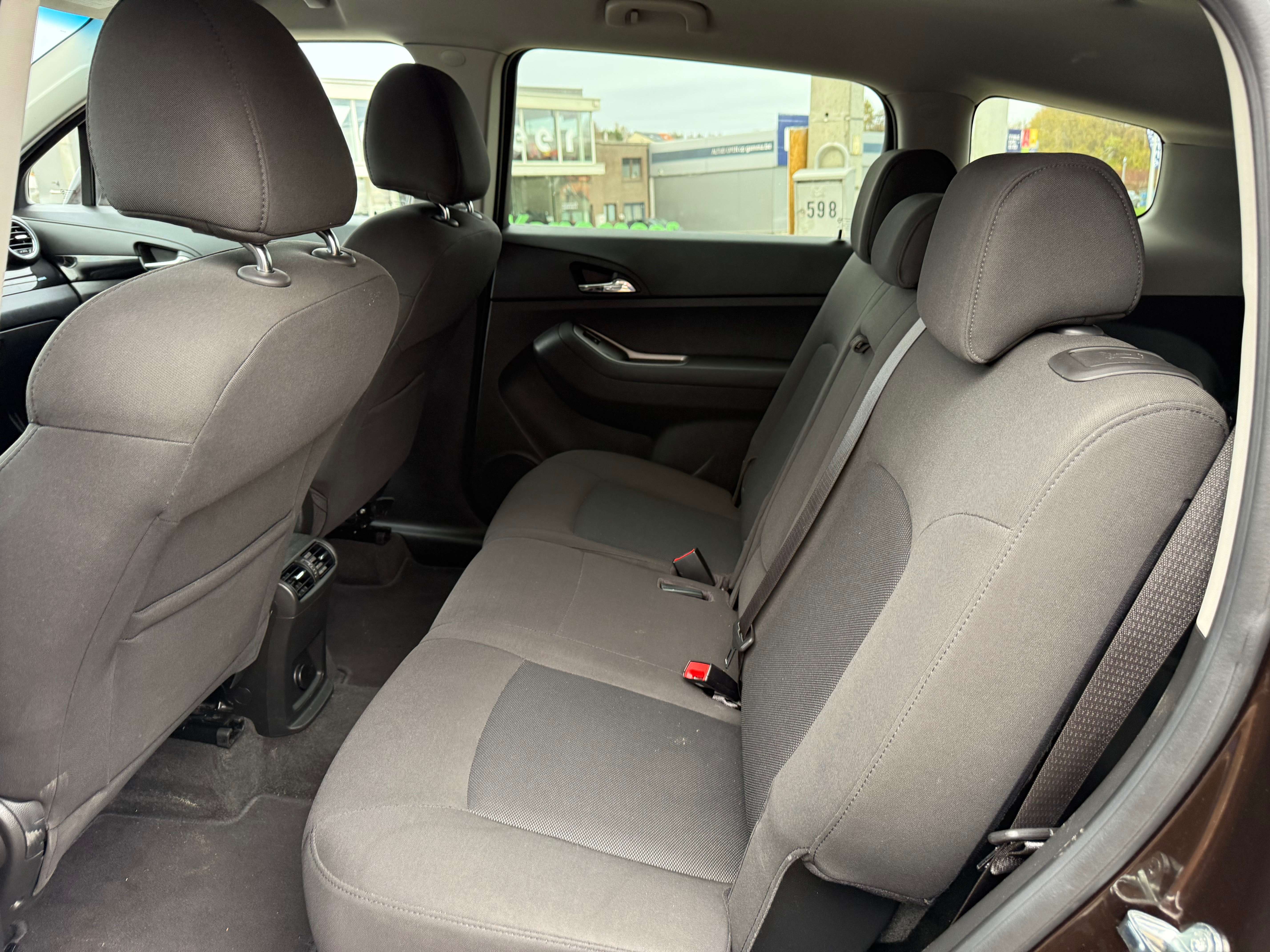 Chevrolet Orlando 1.8i LTZ   // 7 PLaces // BOITE AUTO .