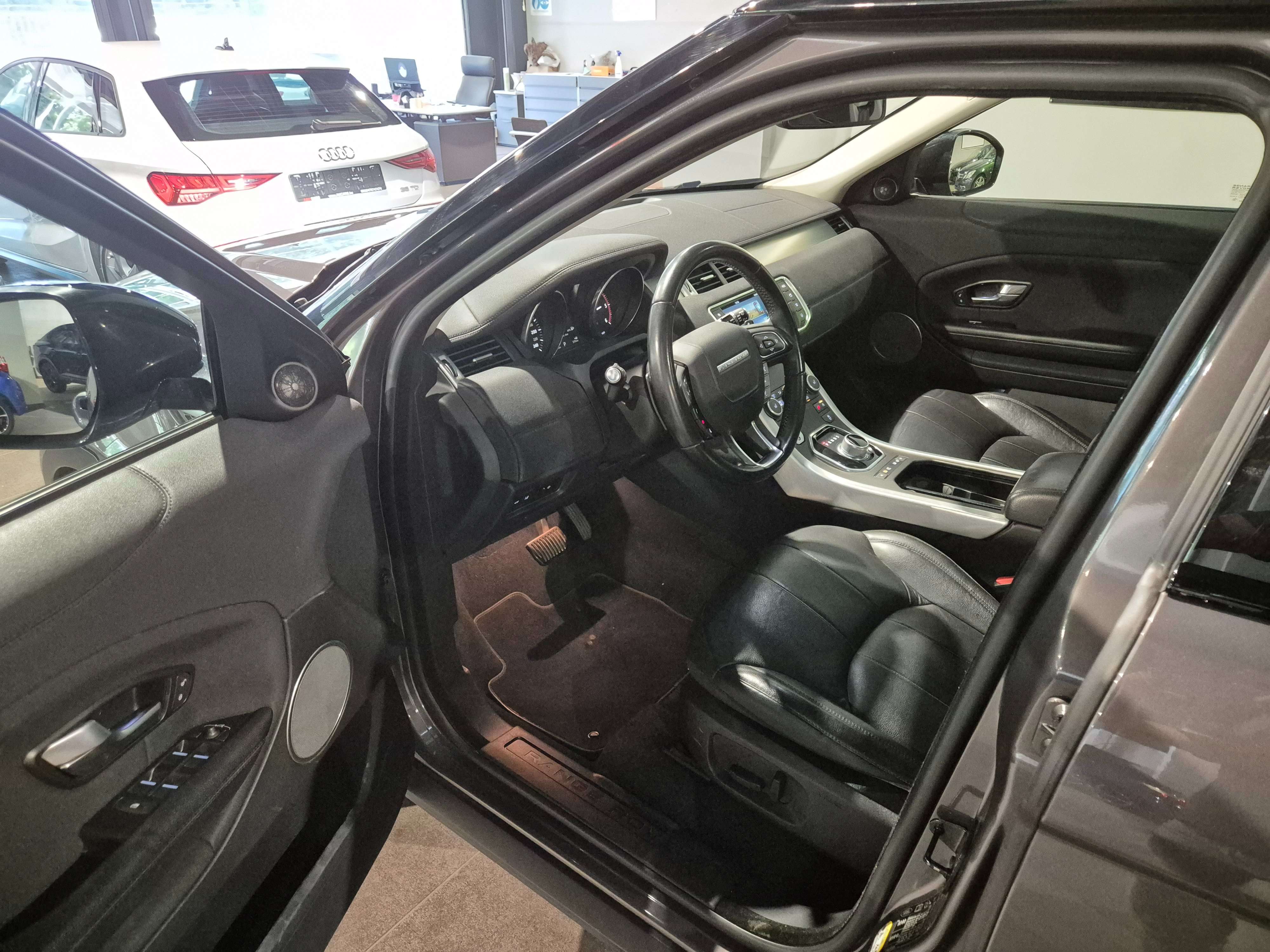 Land Rover Range Rover Evoque Evoque 2.0 TD4 4WD Urban Series SE