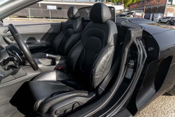 Audi R8 (2) SPYDER 4.2 V8 FSI 430 S TRONIC 7