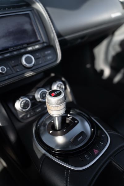 Audi R8 (2) SPYDER 4.2 V8 FSI 430 S TRONIC 7