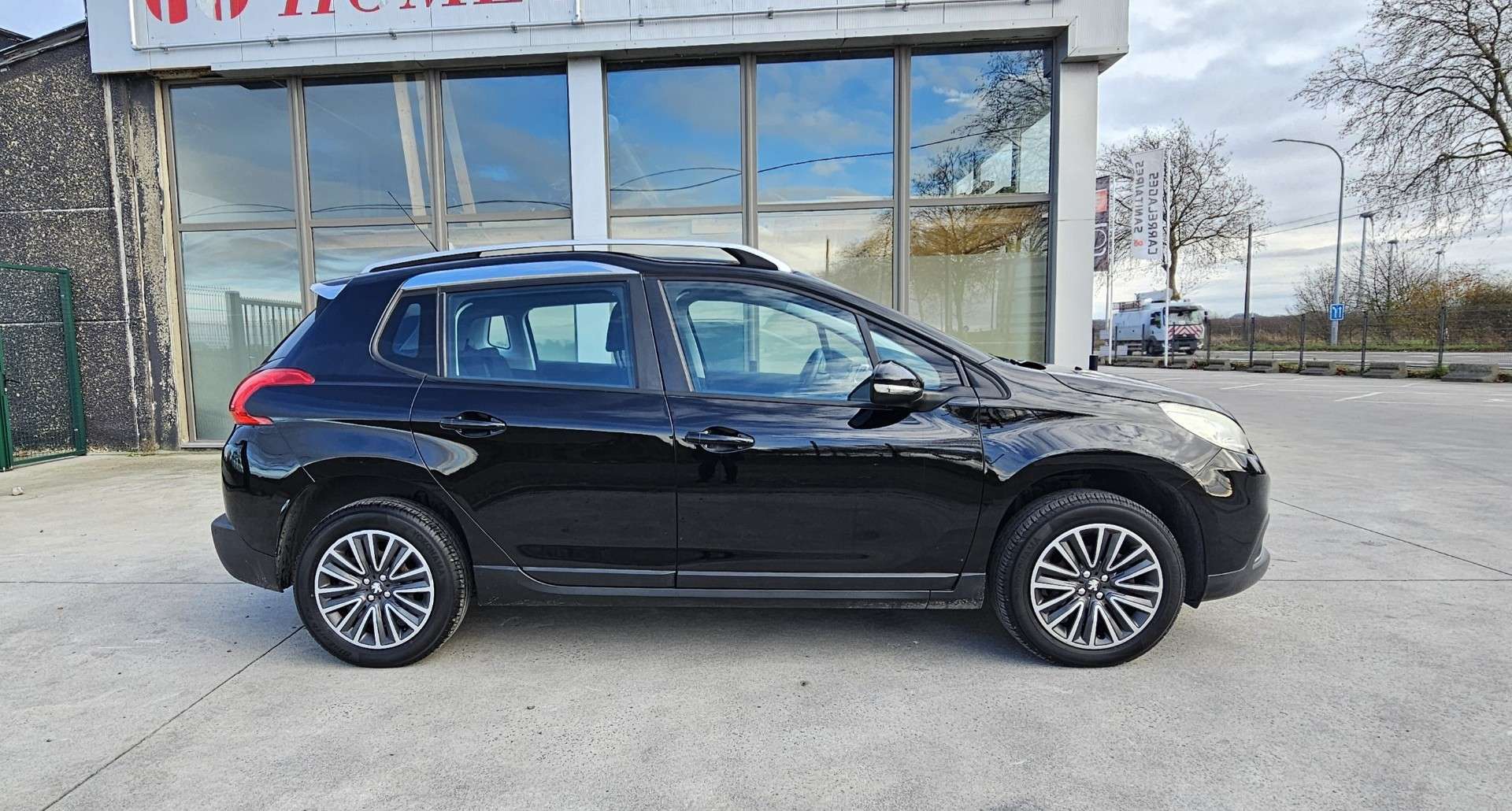 Peugeot 2008 2008 1.2i PureTech Active - Garantie