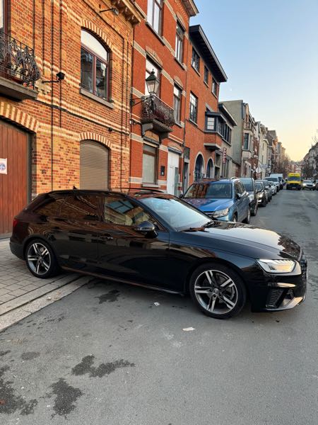 Audi A4 V (3) AVANT 35 TFSI 150 BUSINESS LINE S TRONIC 7