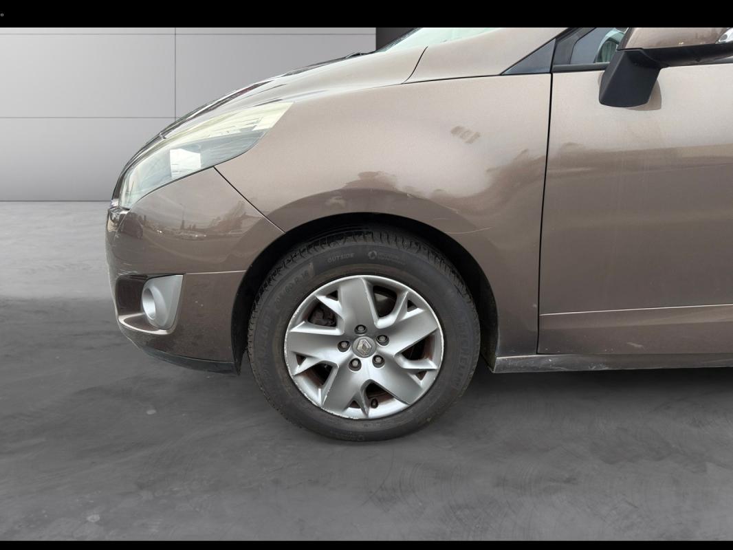 Renault Scenic III dCi 130 FAP Expression Euro 5 2011