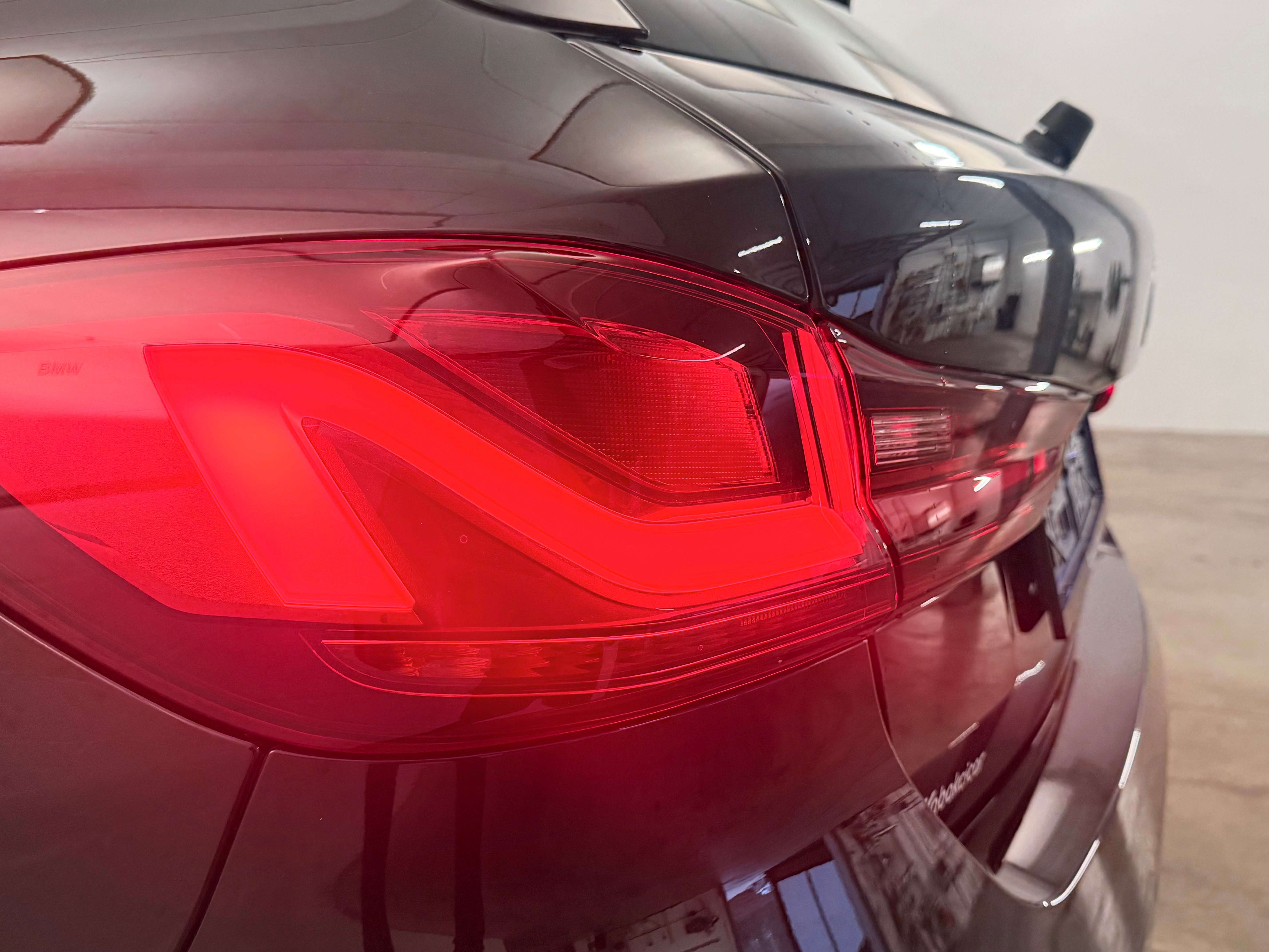 BMW 118 118i / Navi / Radar / Etat neuf / Garantie 12 Mois