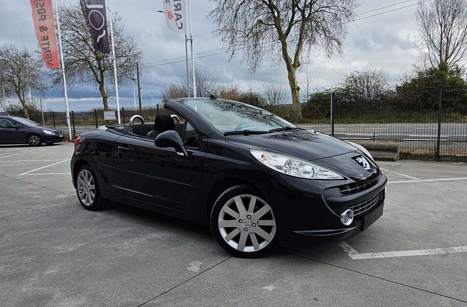 Peugeot 207 207 CC 1.6i 16v - Garantie 12 mois