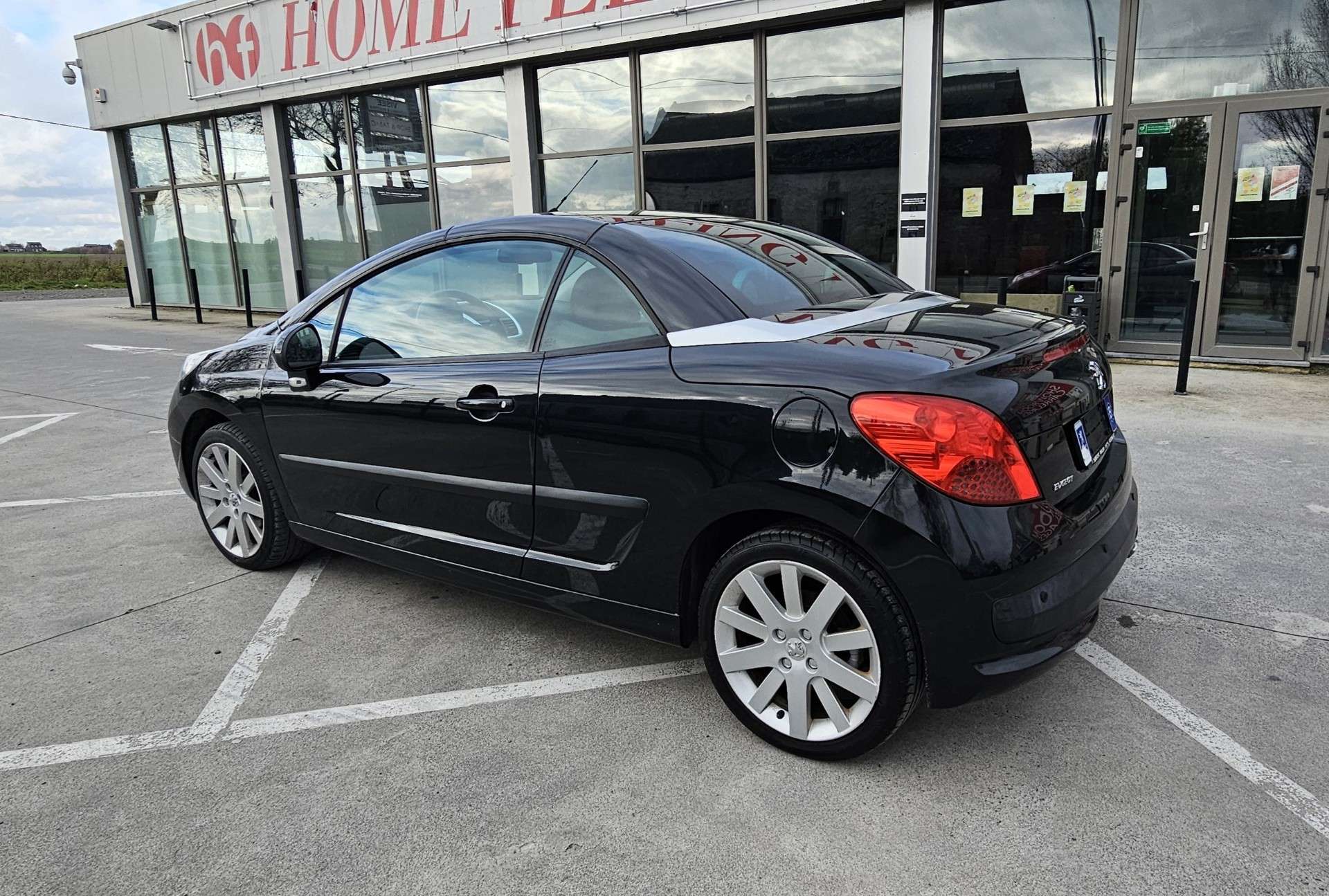 Peugeot 207 207 CC 1.6i 16v - Garantie 12 mois