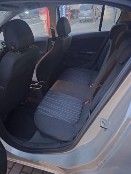 Opel Corsa V 1.2 70 ESSENTIA 5P
