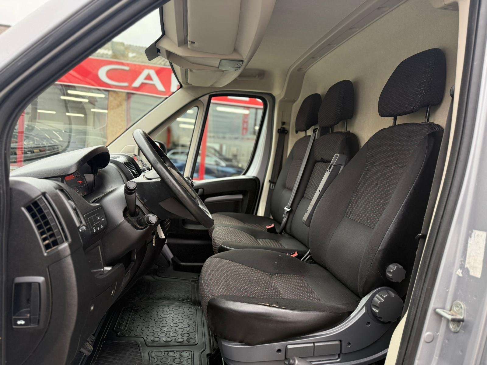 Peugeot Boxer 2.2 HDI 120CV UTILITAIRE TVA DEDUCTIBLE