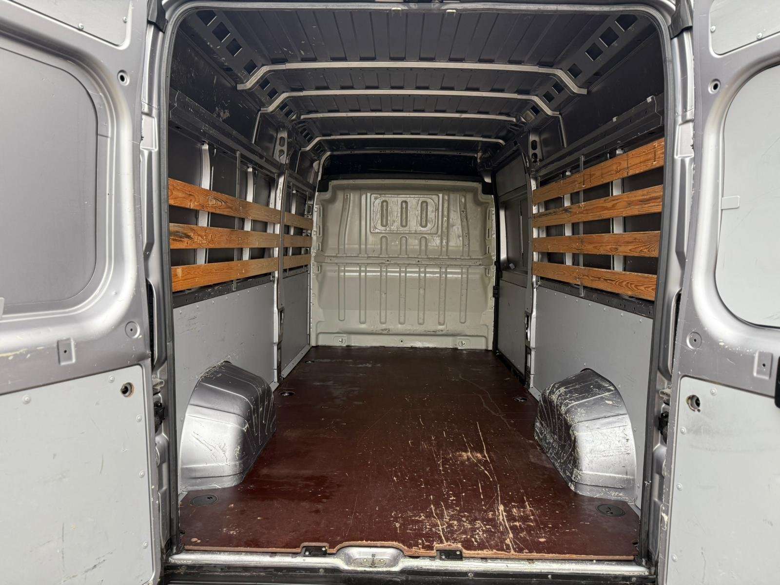 Peugeot Boxer 2.2 HDI 120CV UTILITAIRE TVA DEDUCTIBLE