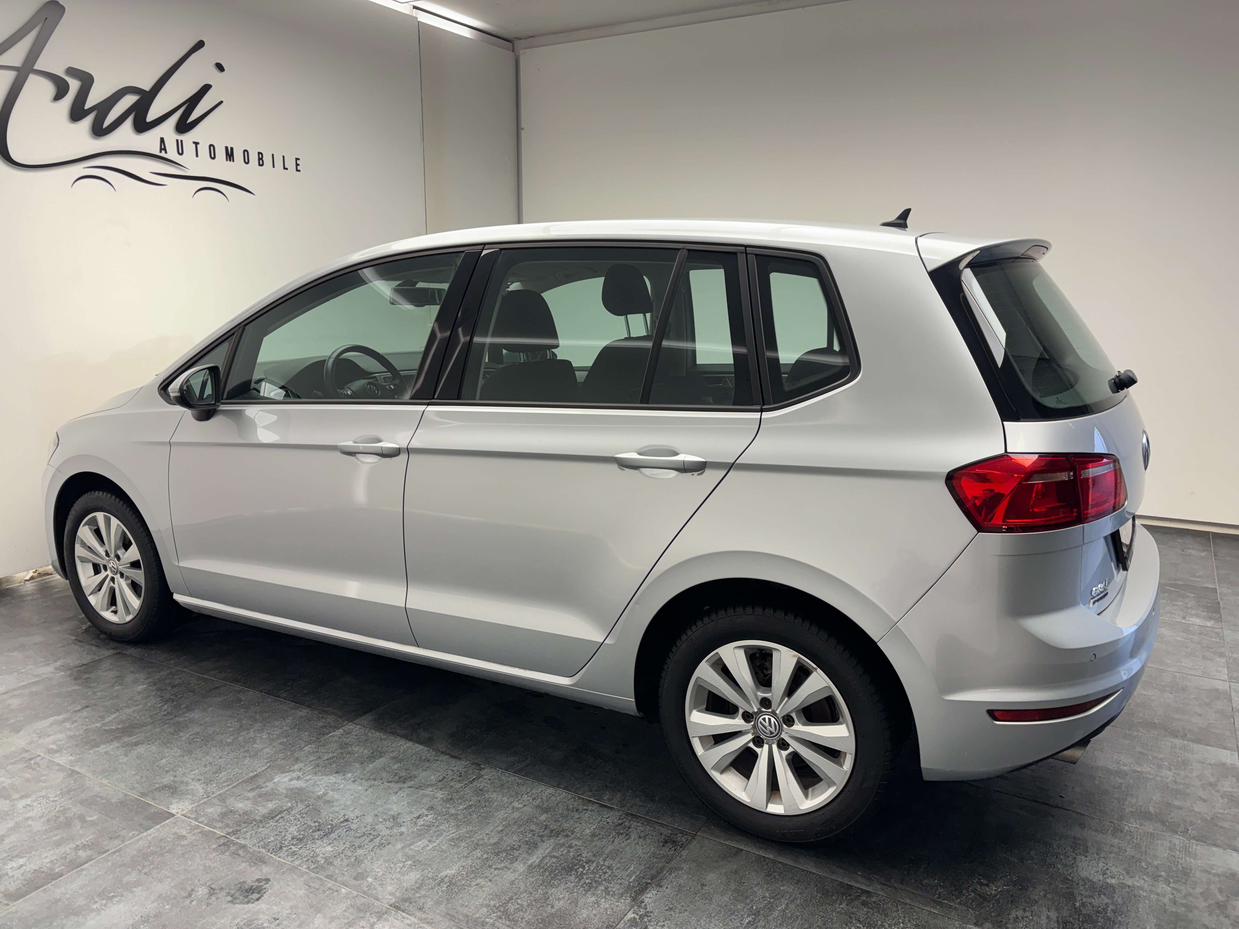 Volkswagen Golf Sportsvan 1.2 TSI *CRUISE CONTROL*CAPTEUR AV+AR*GARANTIE*