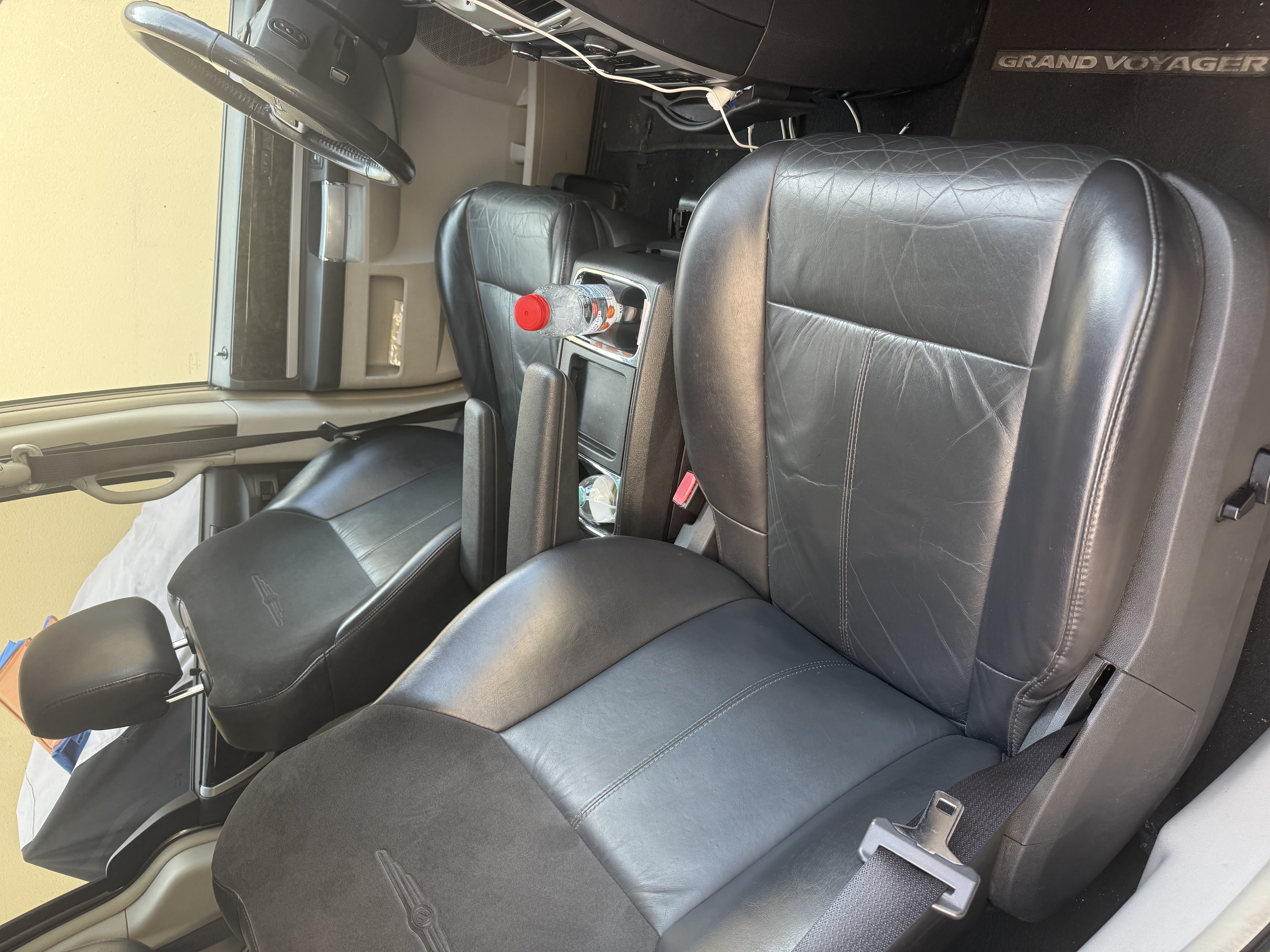 Chrysler Grand Voyager IV 2.8 CRD 163 LIMITED BVA