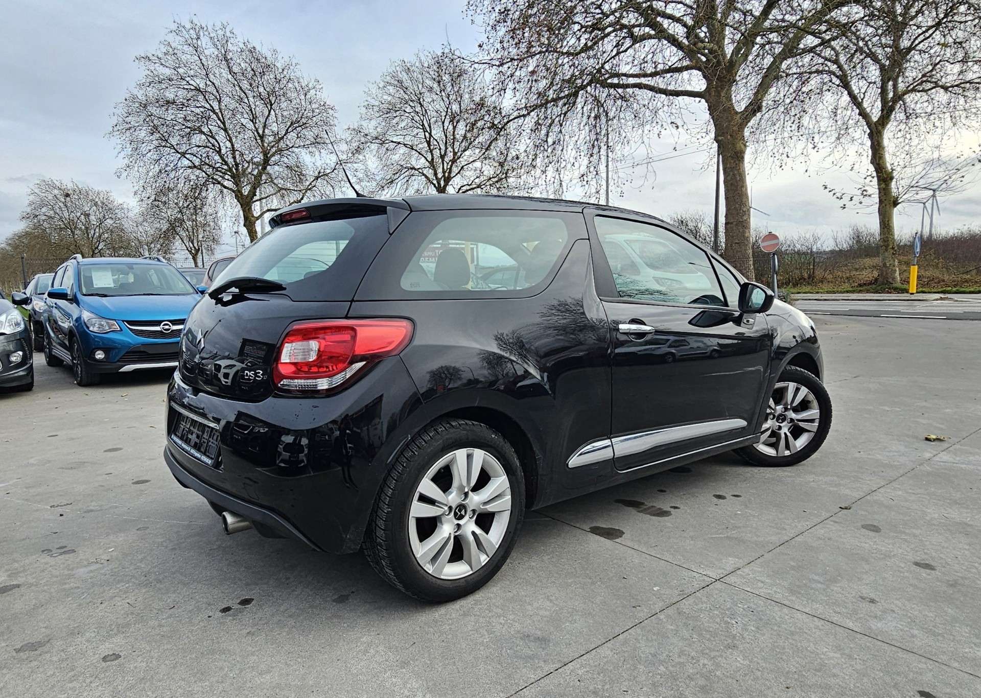 Citroen DS3 DS3 1.2i Chic - Garantie 12 mois