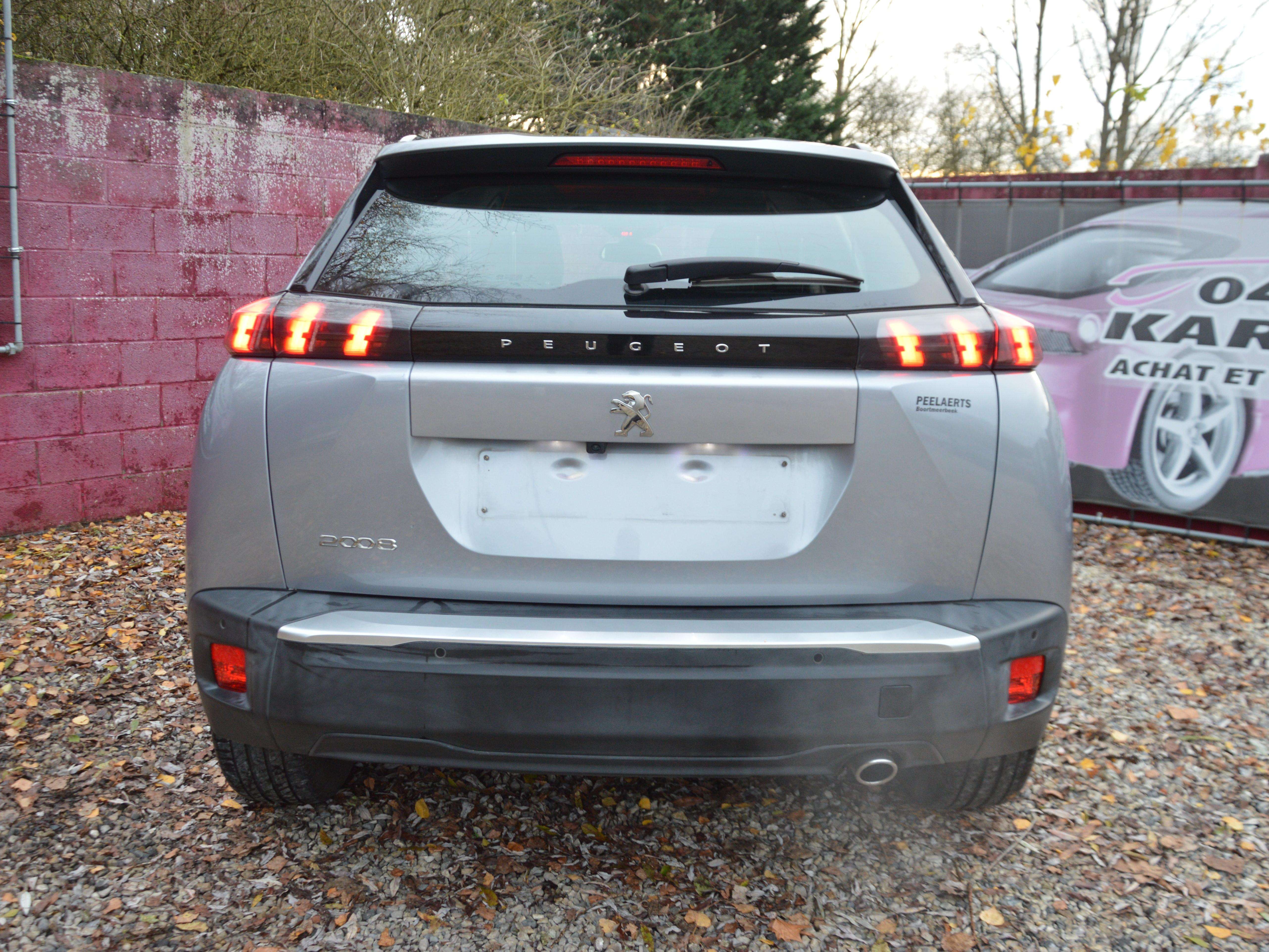 Peugeot 2008 1.5BlueHDi Allure BOITE AUT CARPLAY CAM 85.172KM