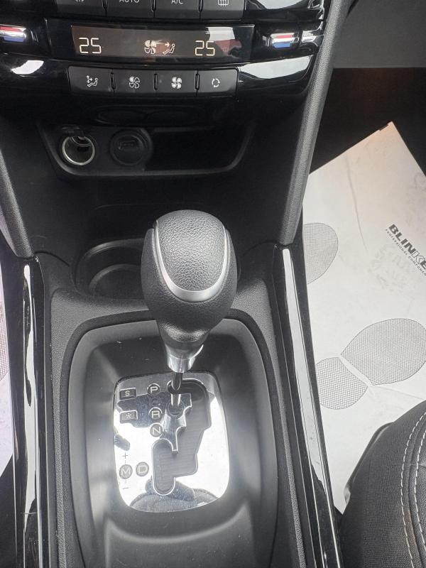 Peugeot 2008 BLUEHDI 120CV BOITE AUTOMATIQUE ALLURE