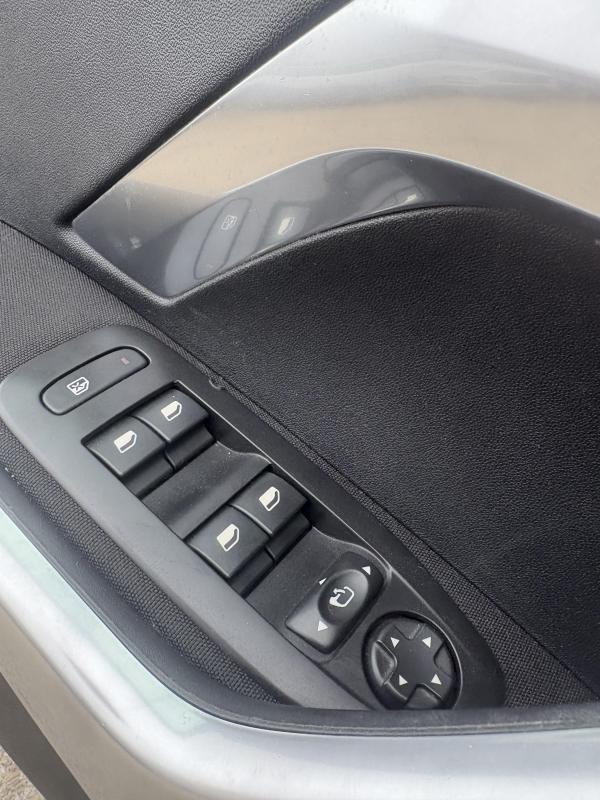 Peugeot 2008 BLUEHDI 120CV BOITE AUTOMATIQUE ALLURE