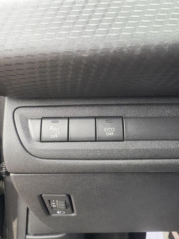 Peugeot 2008 BLUEHDI 120CV BOITE AUTOMATIQUE ALLURE