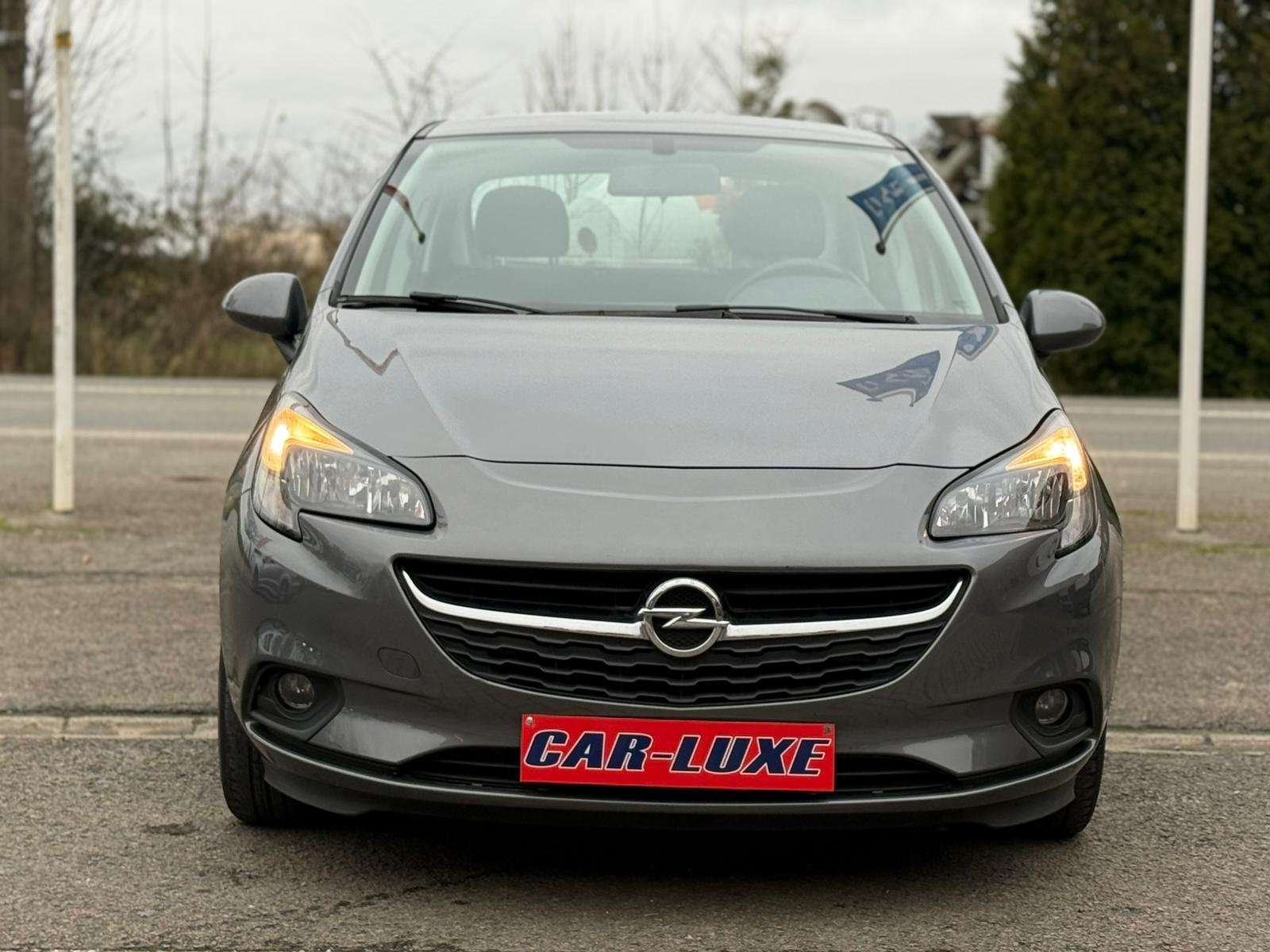Opel Corsa 1.2i COSMO ESSENCE  5 PORTES