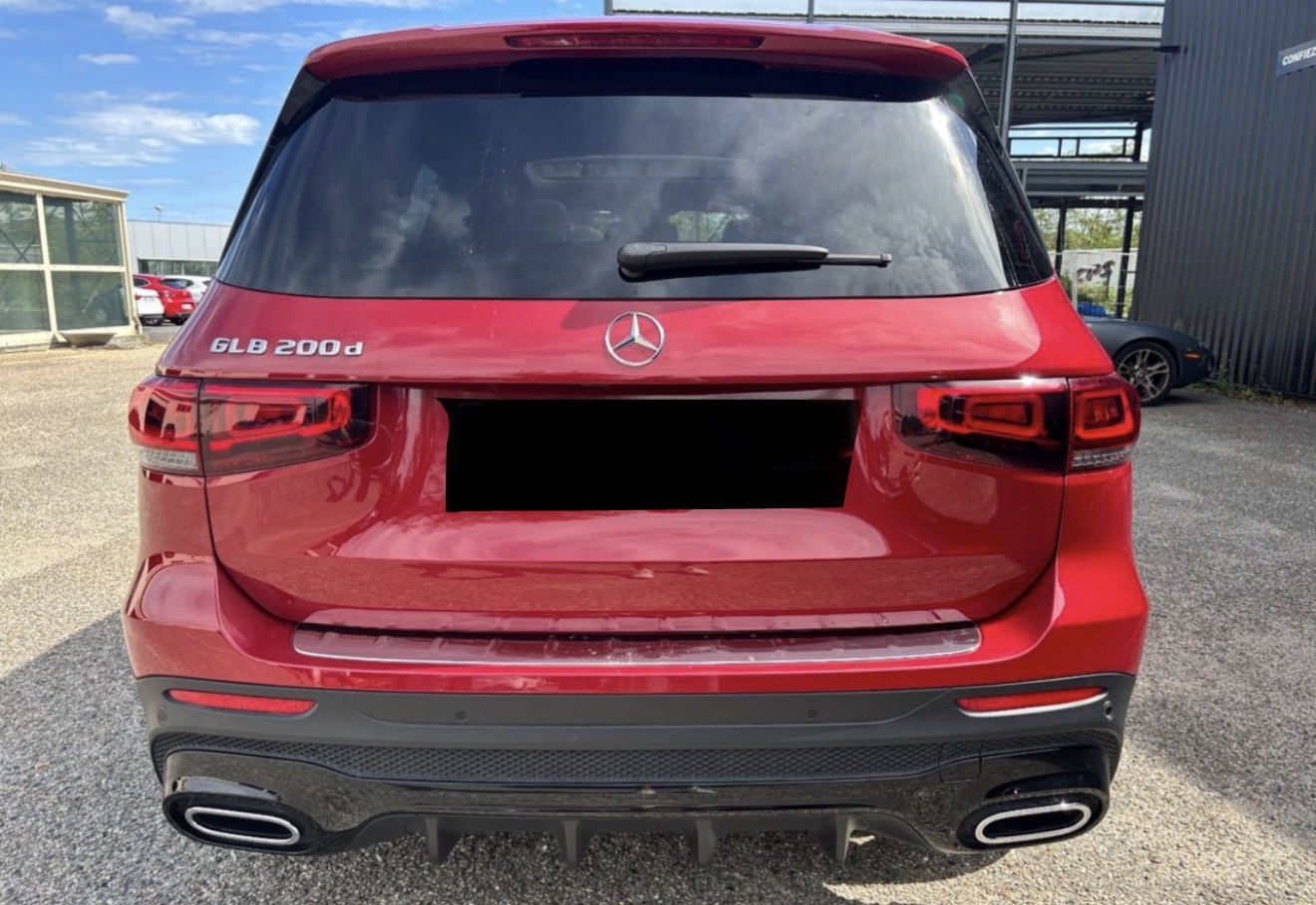 Mercedes-Benz Glb 200 D AMG LINE