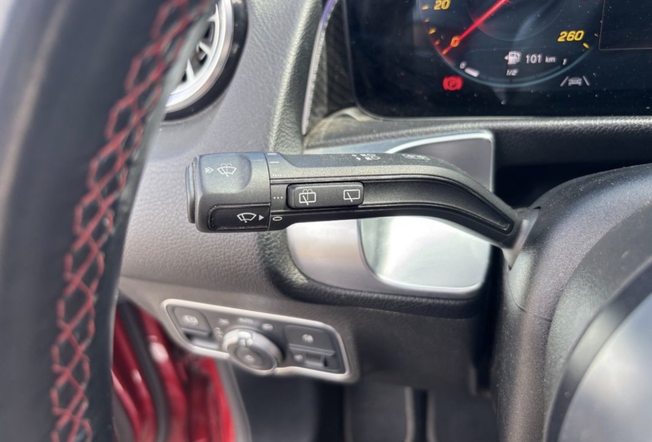 Mercedes-Benz Glb 200 D AMG LINE
