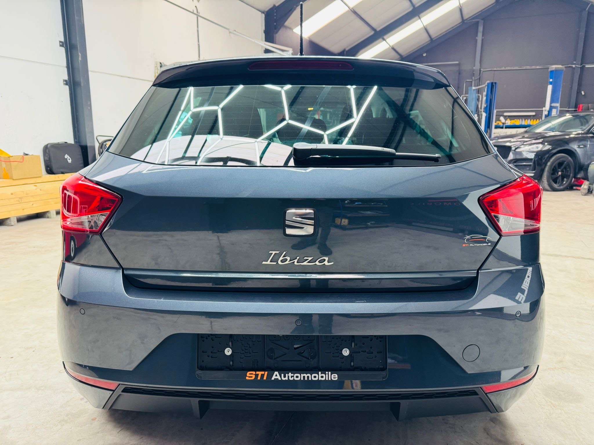 SEAT Ibiza **DSG**GARANTIE 12 MOIS **