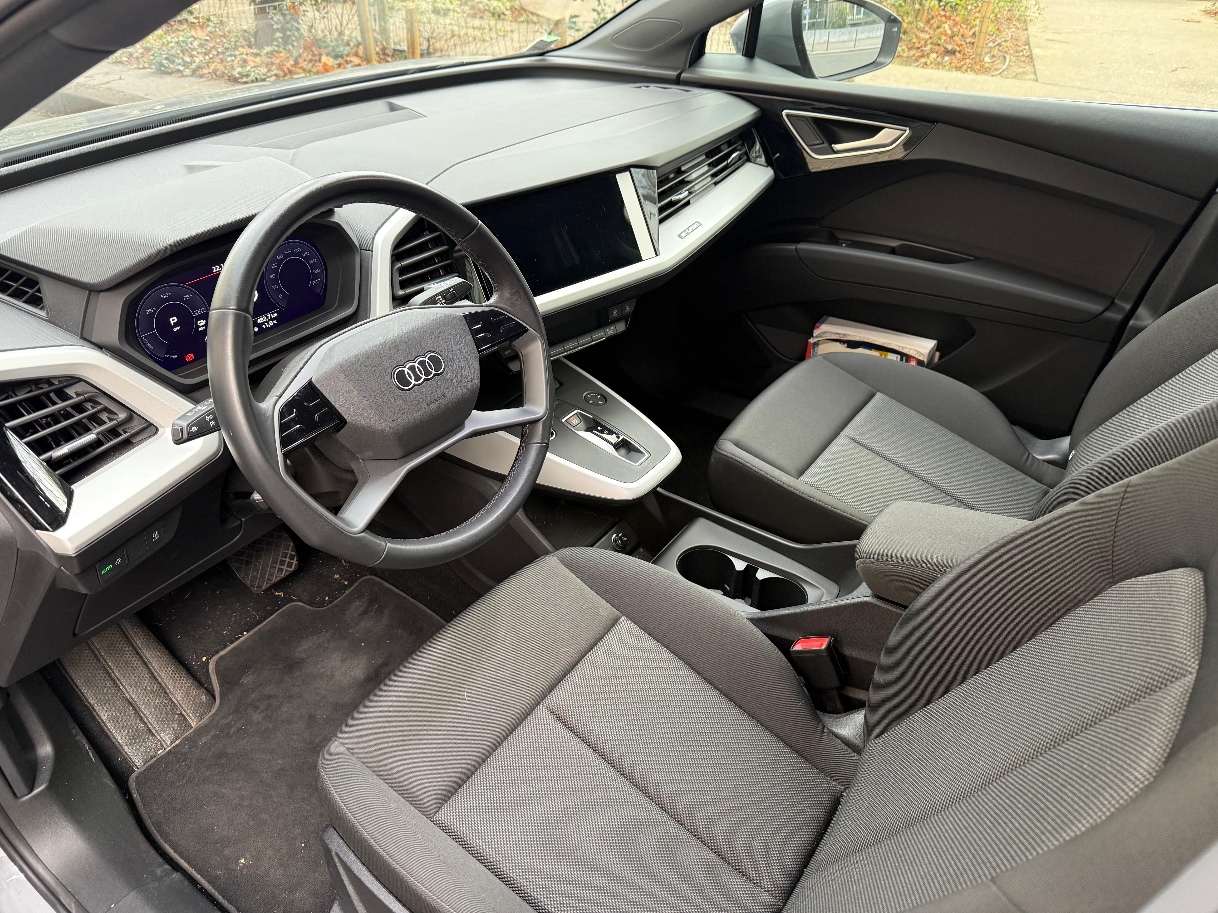 Audi Q4 40 E-TRON Design 82 kWh 205 Cv 1ère Main