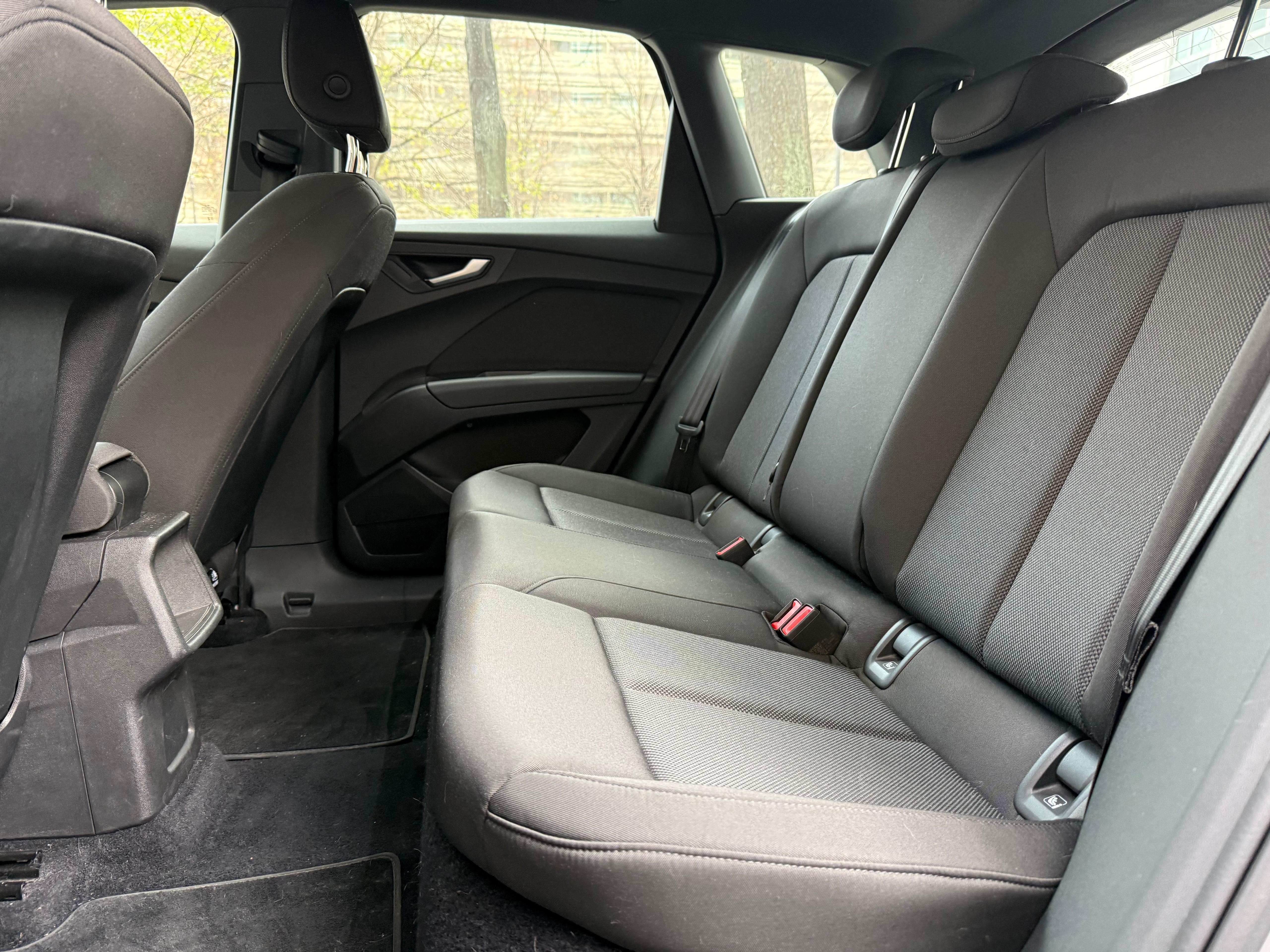 Audi Q4 40 E-TRON Design 82 kWh 205 Cv 1ère Main