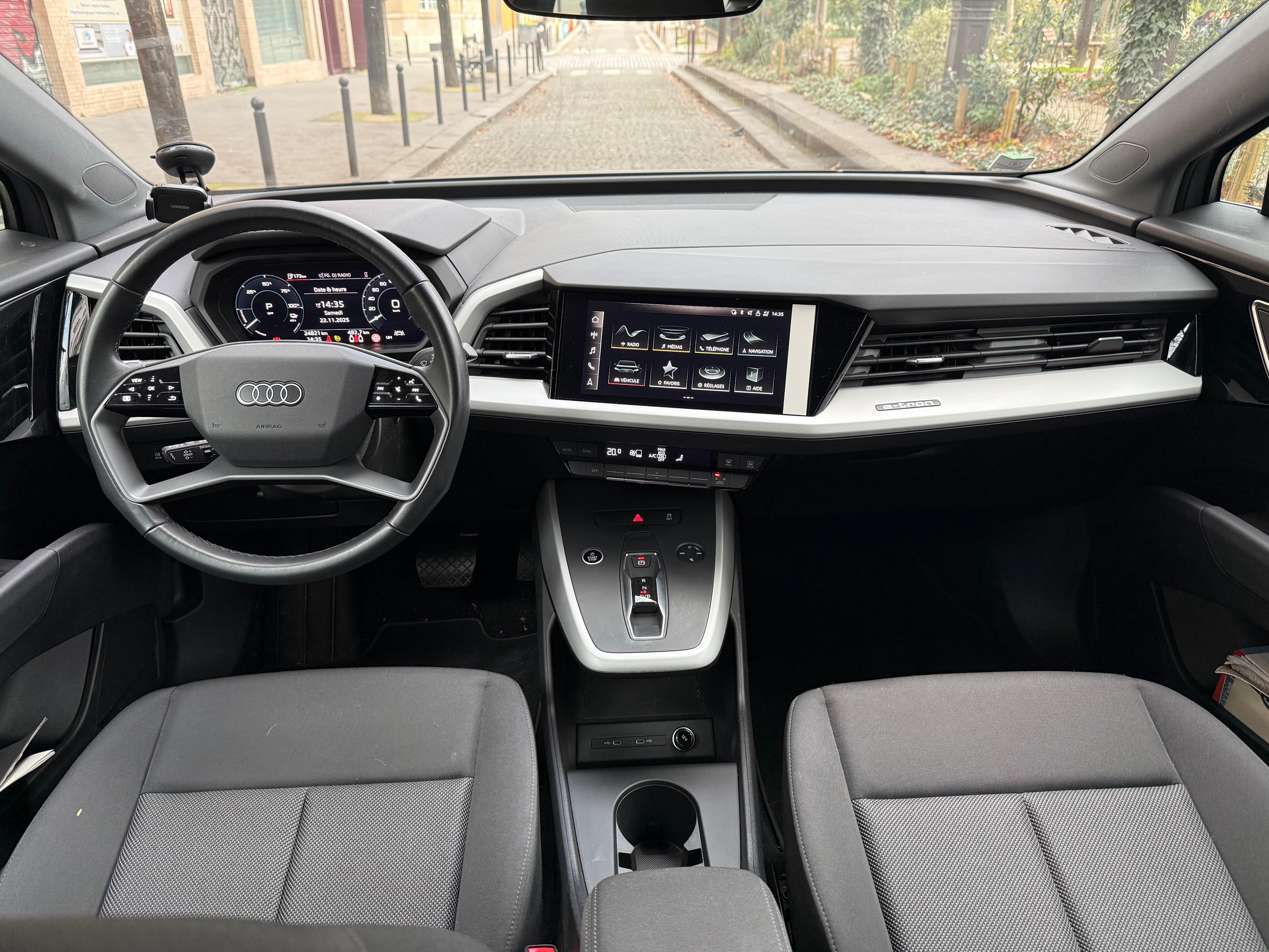 Audi Q4 40 E-TRON Design 82 kWh 205 Cv 1ère Main