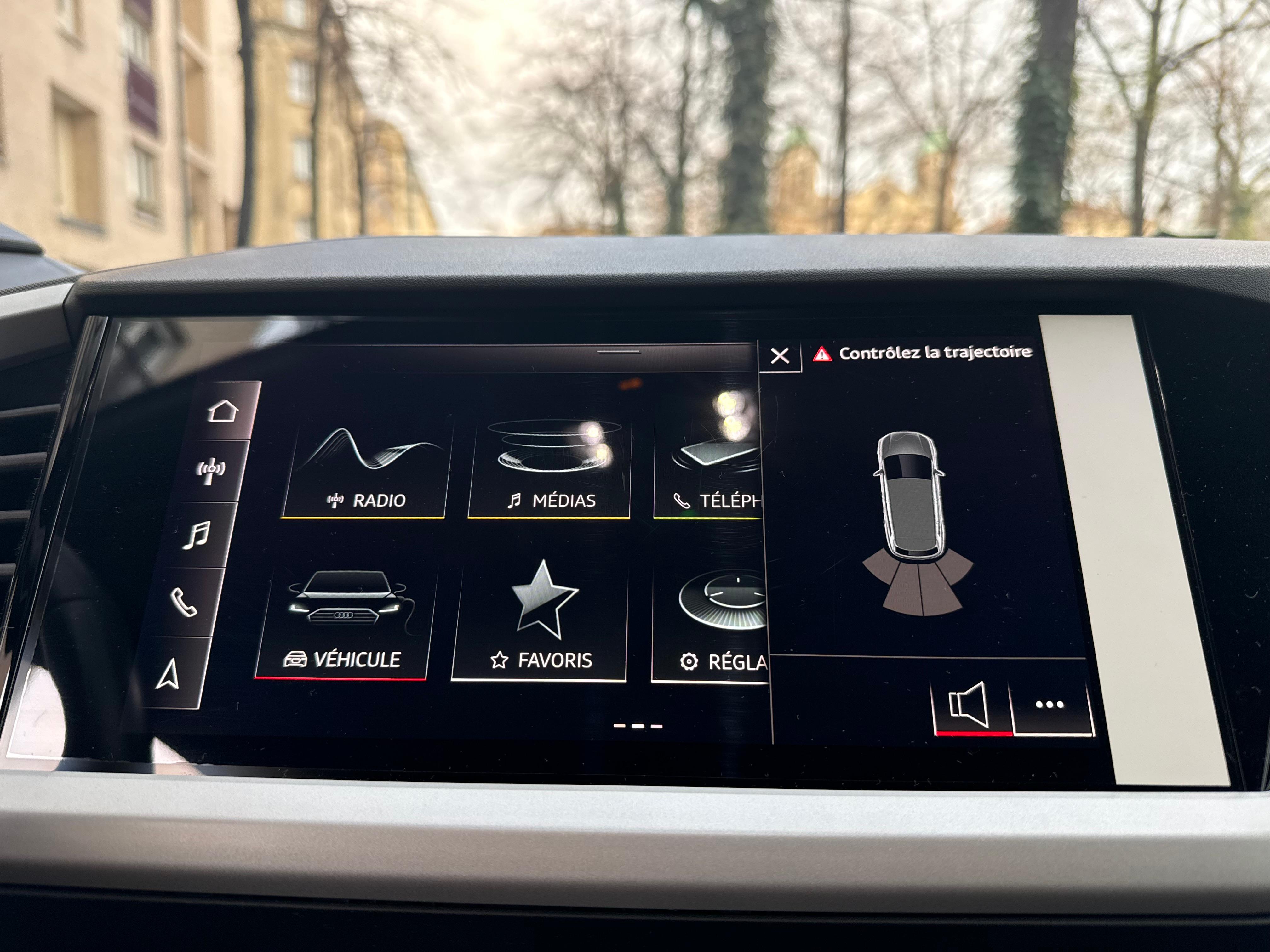 Audi Q4 40 E-TRON Design 82 kWh 205 Cv 1ère Main