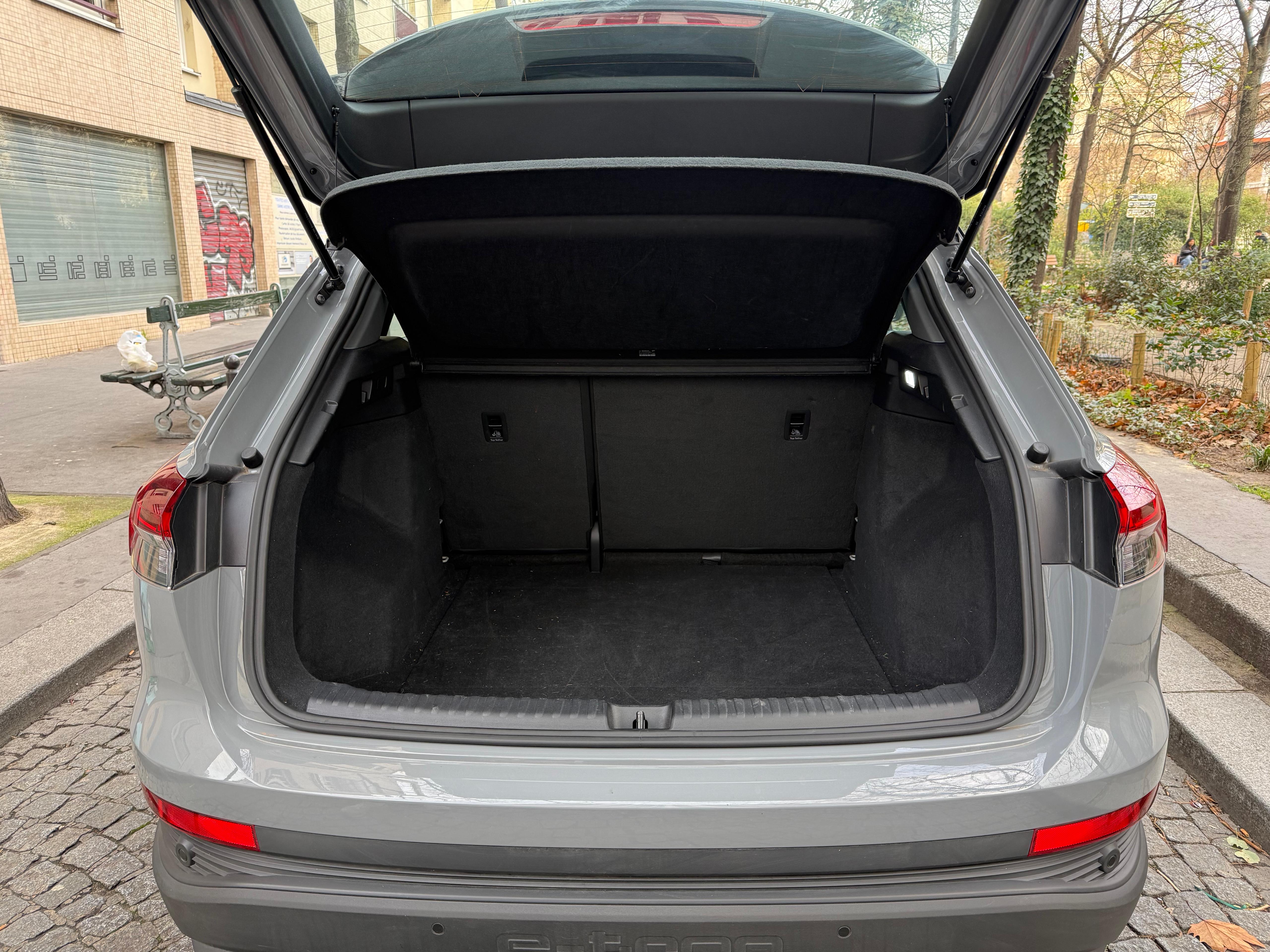Audi Q4 40 E-TRON Design 82 kWh 205 Cv 1ère Main