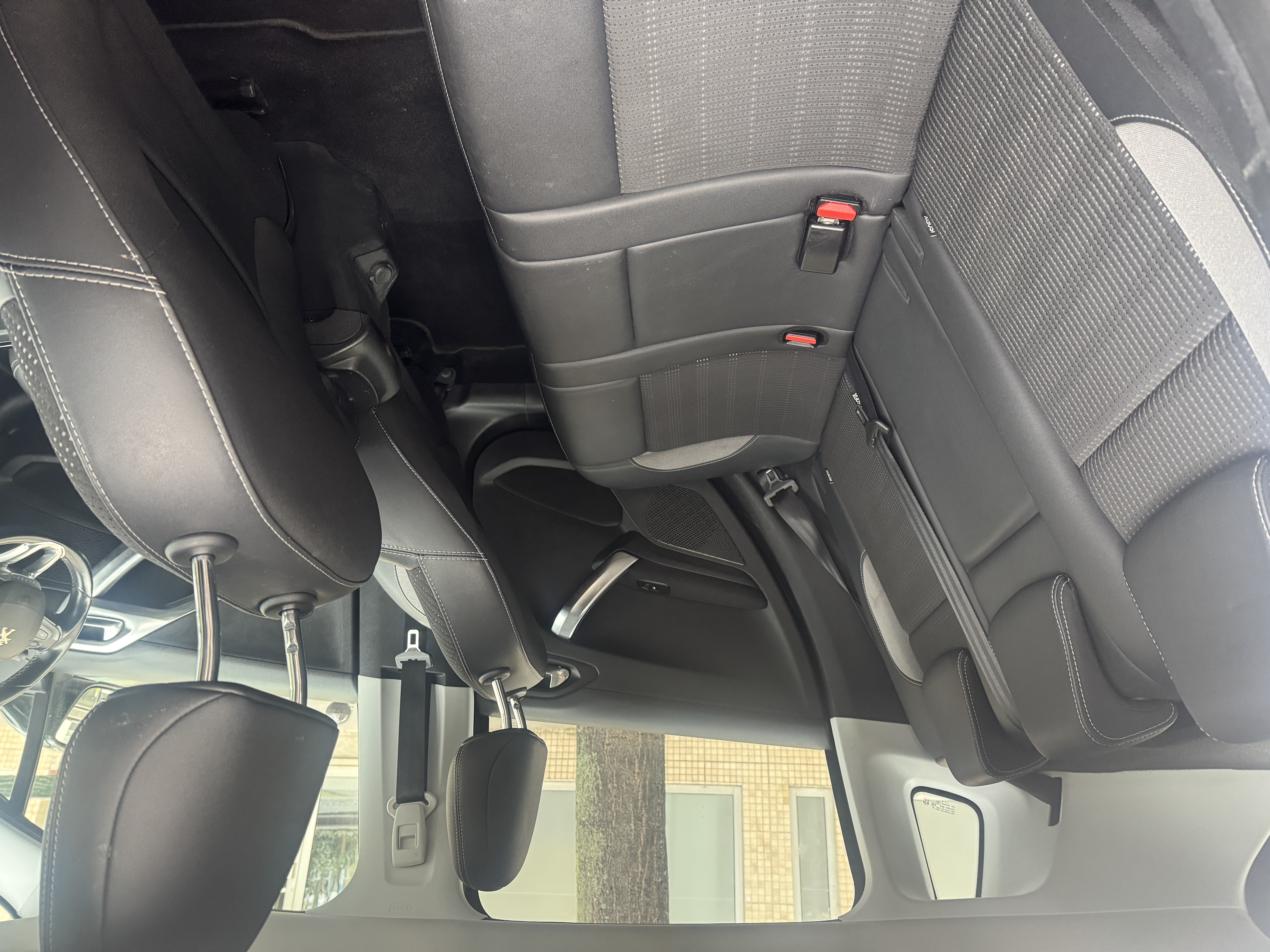 Peugeot 2008 (2) 1.2 PURETECH 110 5CV S&amp;S ALLURE