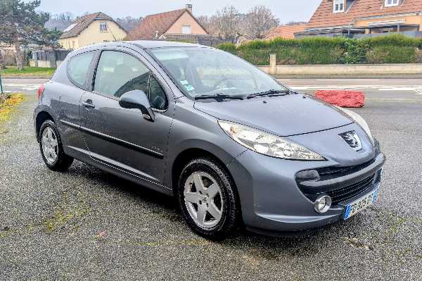 Peugeot 207 (2) 1.4 VTI 95 URBAN MOVE 3P