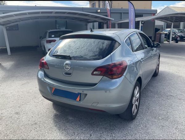 Opel Astra IV (2) 1.7 CDTI 130 COSMO START/STOP