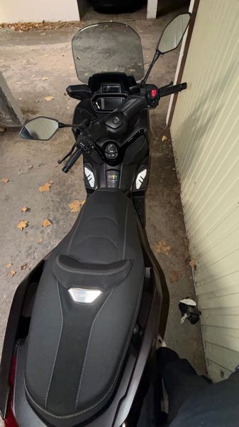 YAMAHA X-MAX TECH MAX