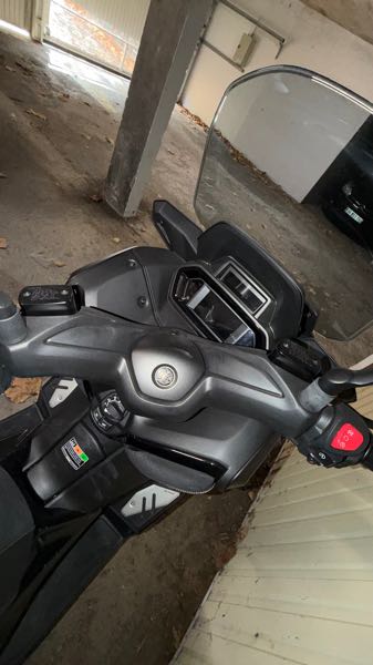 YAMAHA X-MAX TECH MAX