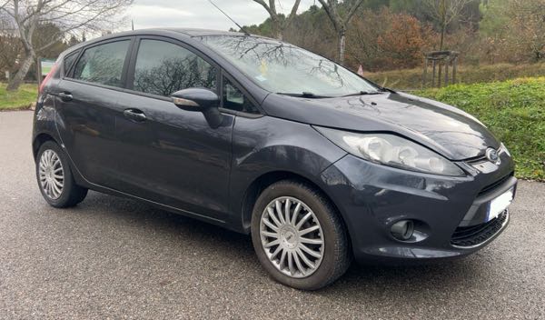Ford Fiesta IV (2) 1400 TDCI GHIA 5P