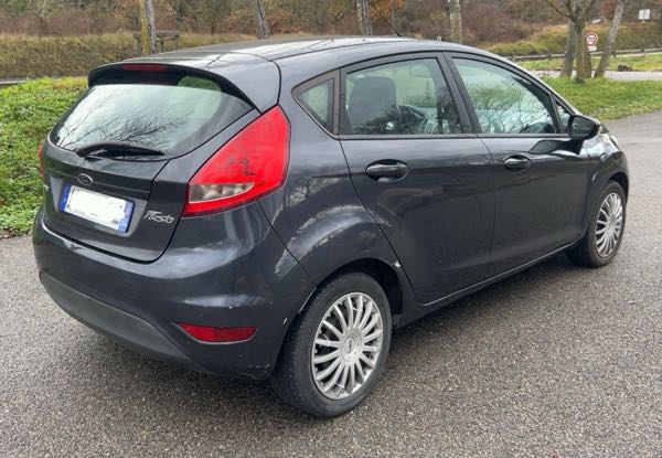 Ford Fiesta IV (2) 1400 TDCI GHIA 5P