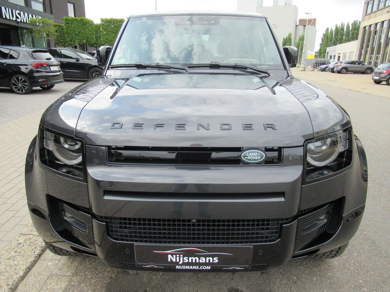 Land Rover Defender 110 D250 AWD X-Dynamic HSE/ACC/Leder/Pano/Meridian