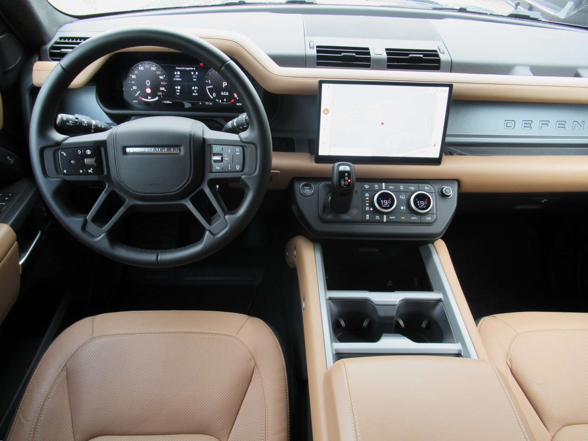 Land Rover Defender 110 D250 AWD X-Dynamic HSE/ACC/Leder/Pano/Meridian