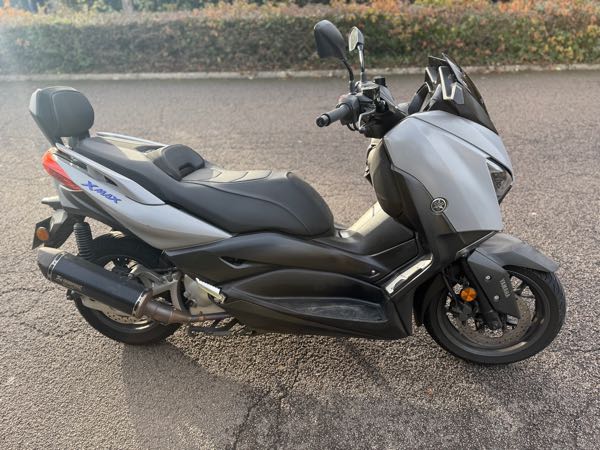 YAMAHA X-MAX TECH MAX
