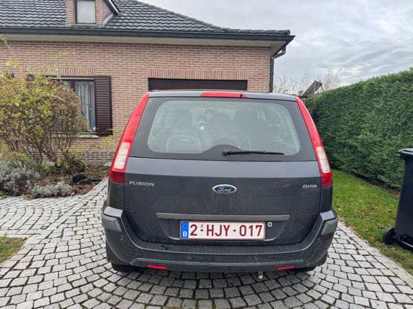 Ford Fusion 1.4 essence