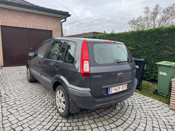 Ford Fusion 1.4 essence