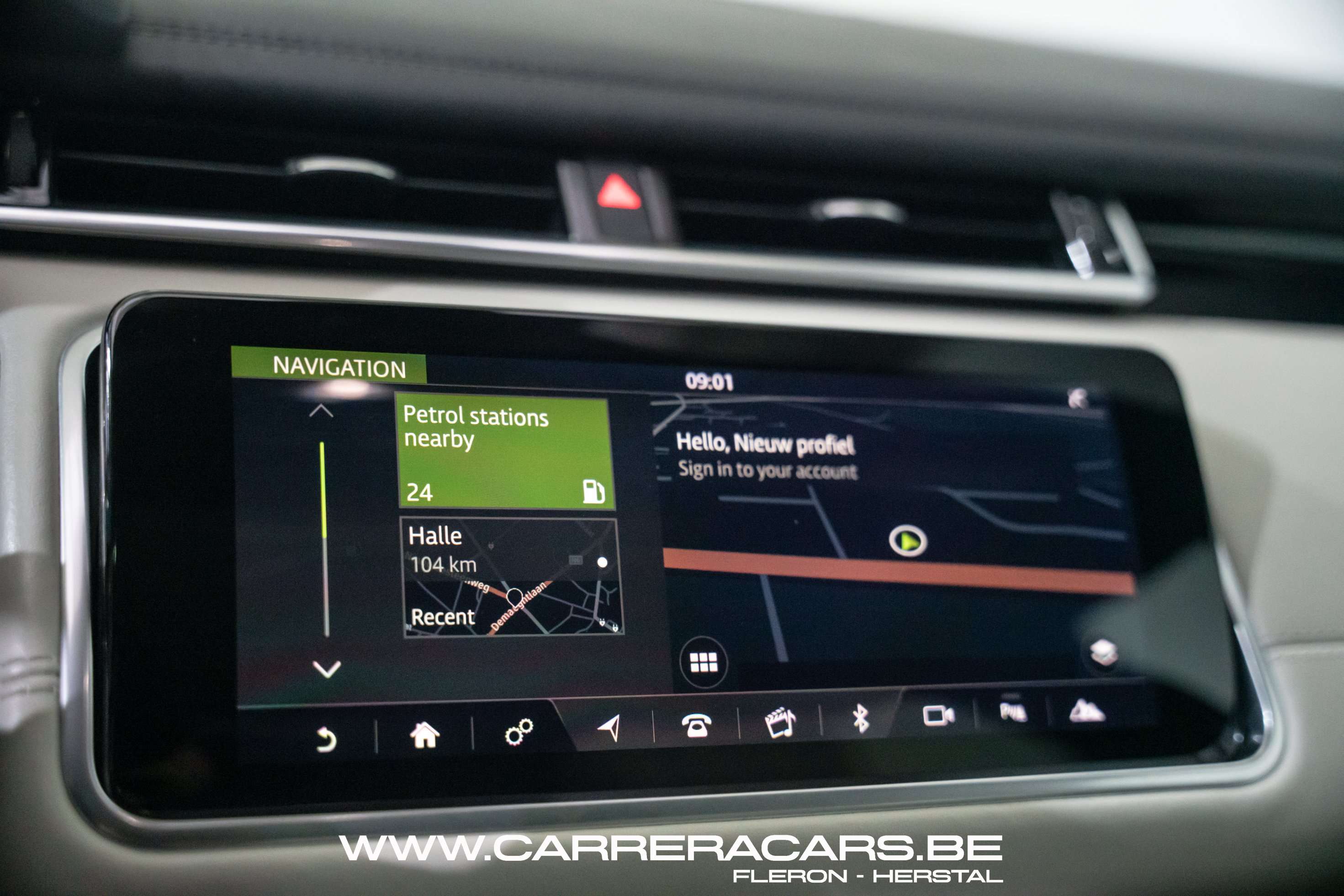 Land Rover Range Rover Velar 2.0 TD4 R-Dynamic HSE*|PANO*CAMERA*NAVI*CUIR*CLIMA