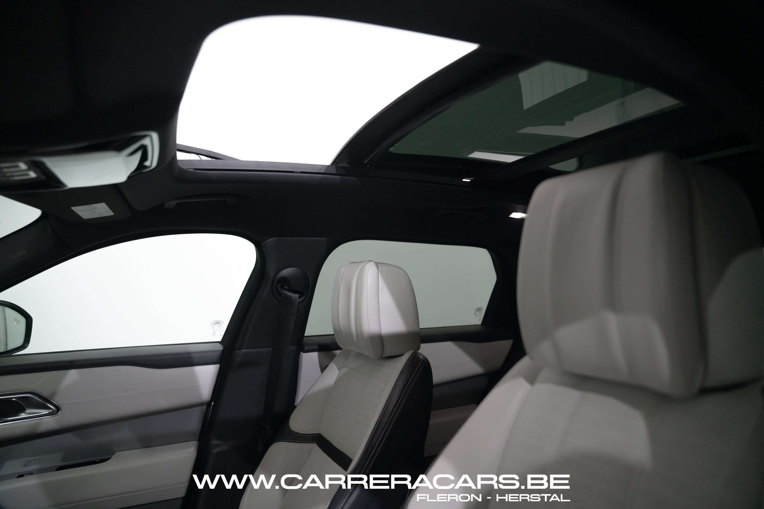 Land Rover Range Rover Velar 2.0 TD4 R-Dynamic HSE*|PANO*CAMERA*NAVI*CUIR*CLIMA