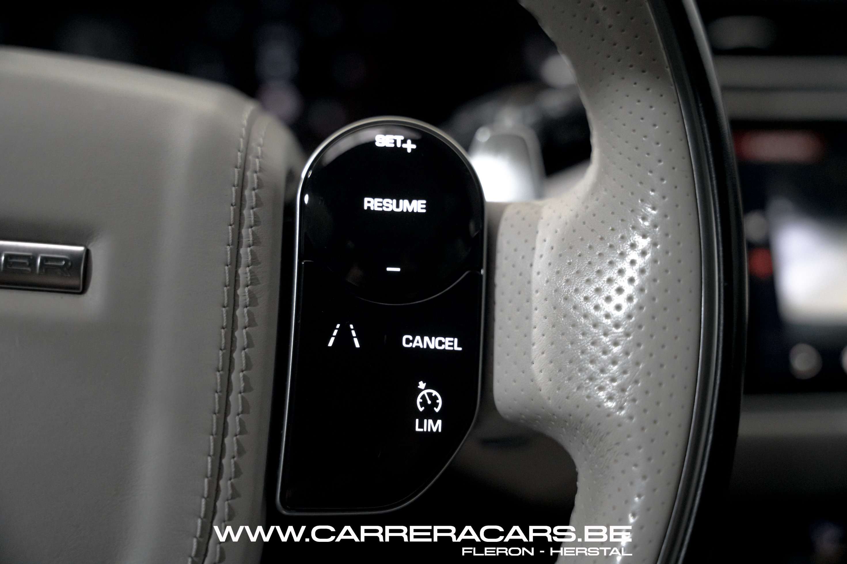 Land Rover Range Rover Velar 2.0 TD4 R-Dynamic HSE*|PANO*CAMERA*NAVI*CUIR*CLIMA