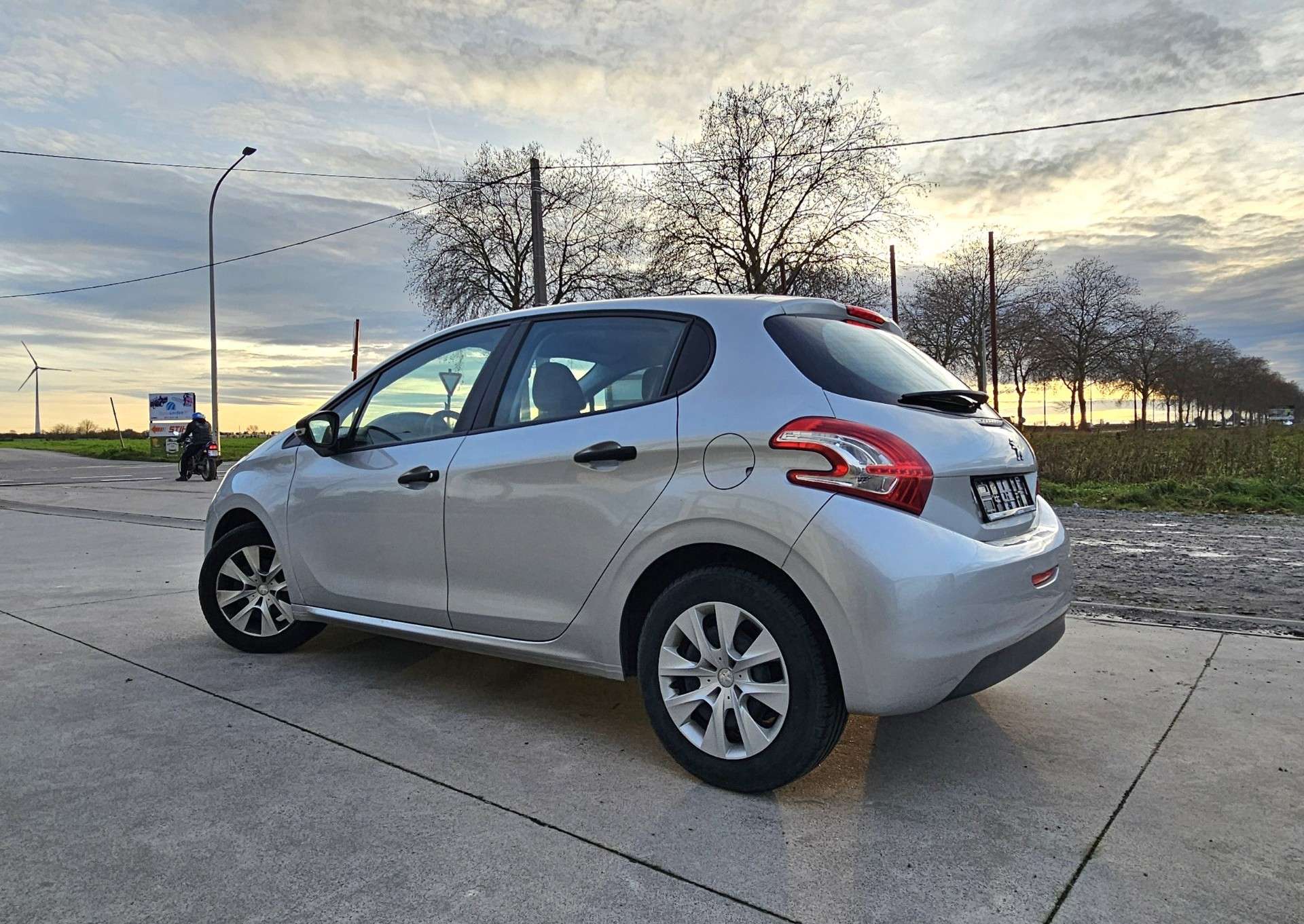 Peugeot 208 208 1.0i - Garantie 12 mois