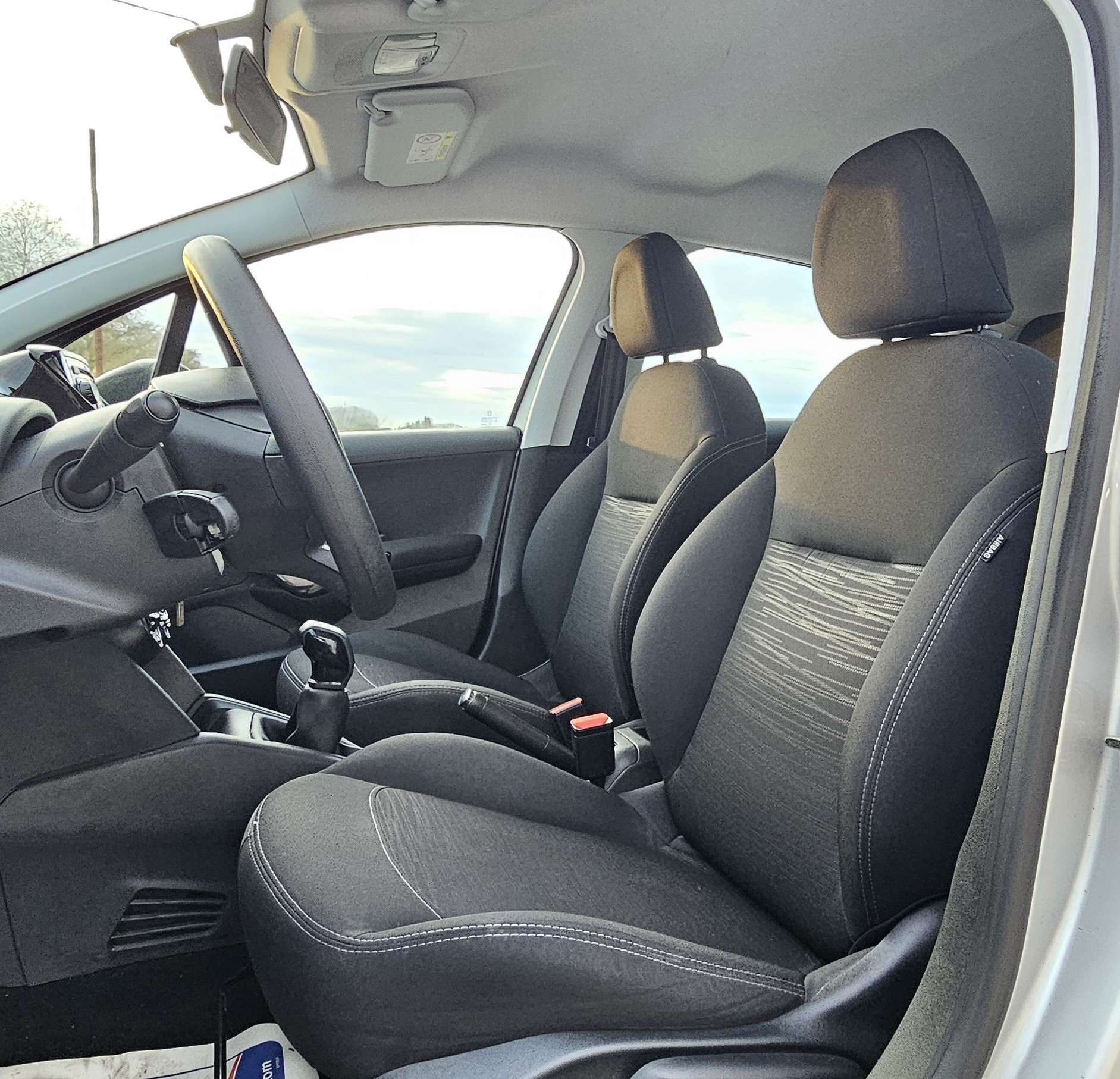 Peugeot 208 208 1.0i - Garantie 12 mois