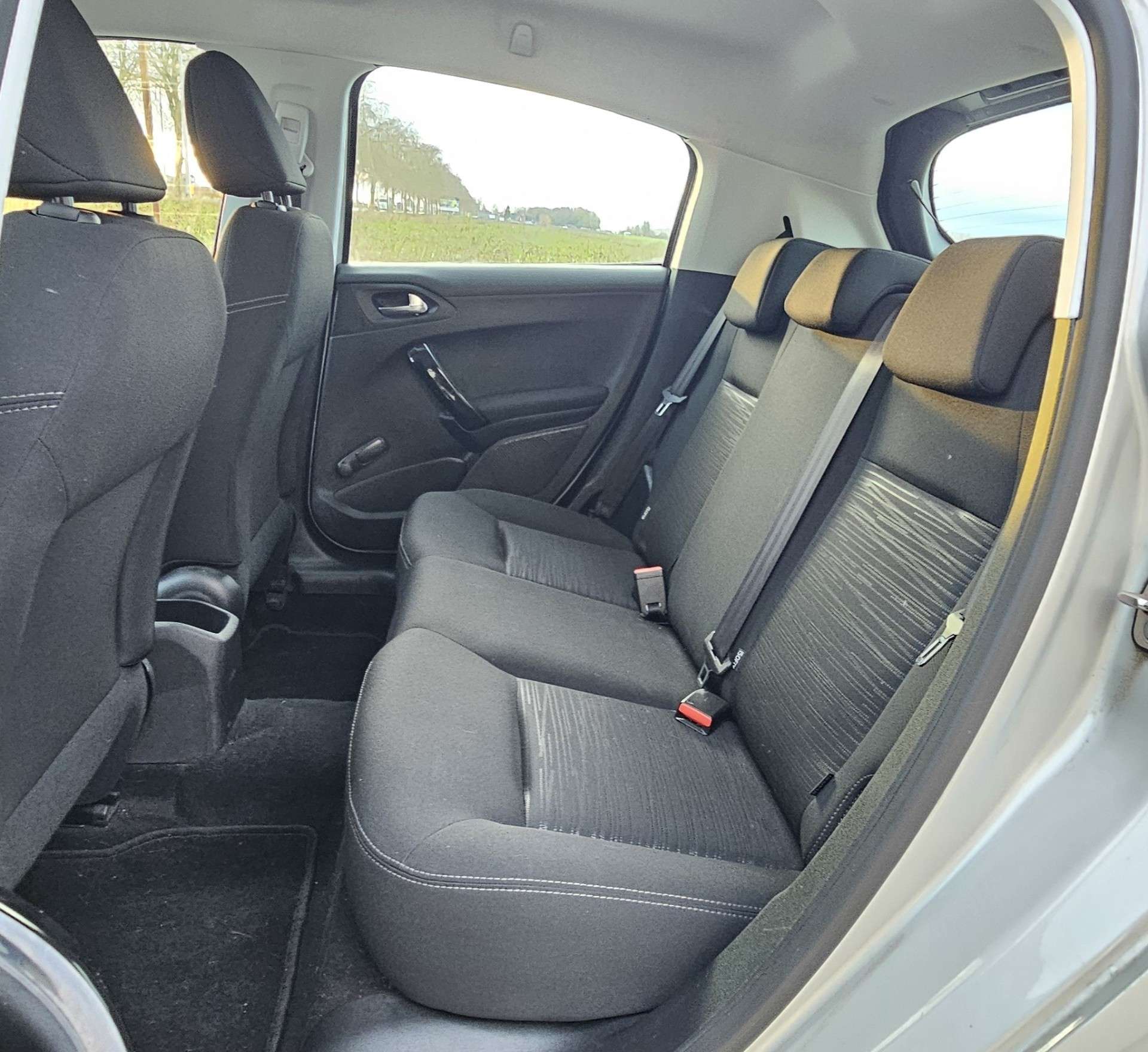 Peugeot 208 208 1.0i - Garantie 12 mois