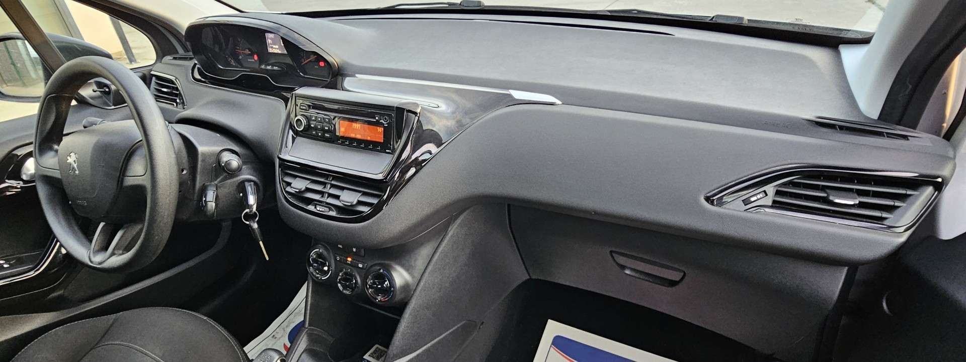 Peugeot 208 208 1.0i - Garantie 12 mois