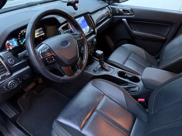 Ford Ranger DOUBLE CABINE/ WILDTRAK /AUTO/ FAIBLE TAXE